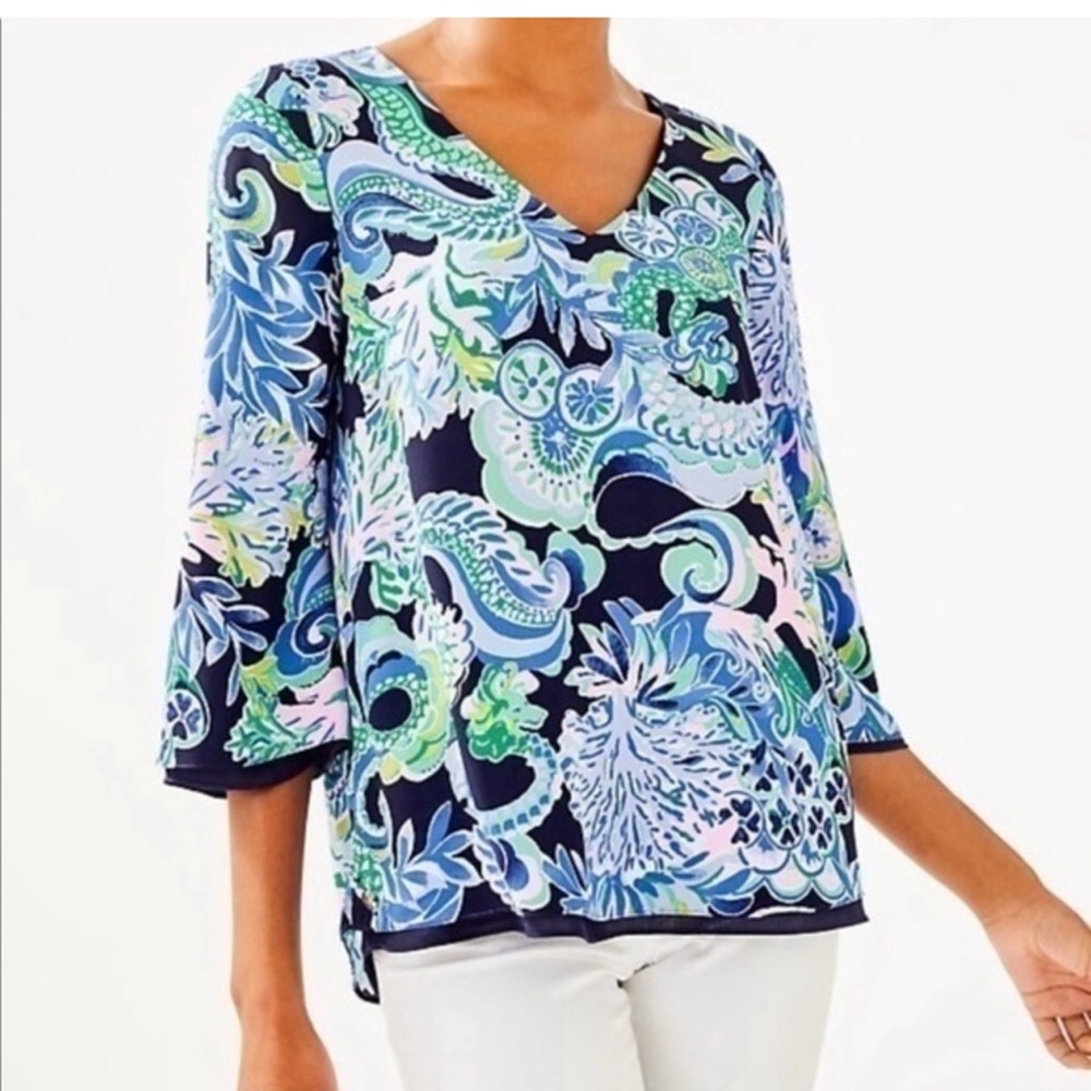 NWT Lilly Pulitzer Florin 3/4 Sleeve V-Neck Reversible Top.